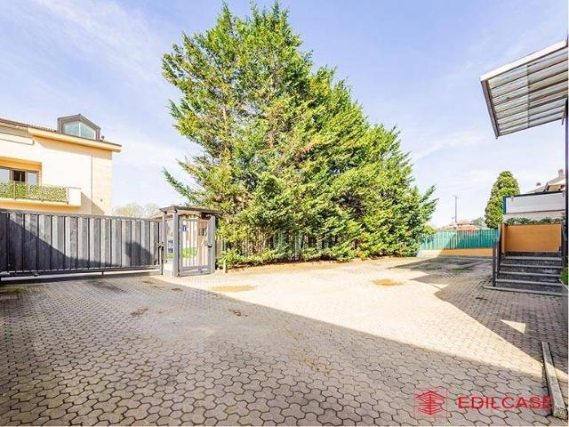 Palazzo in vendita a Zona Omogenea Milano Nord, Paderno Dugnano