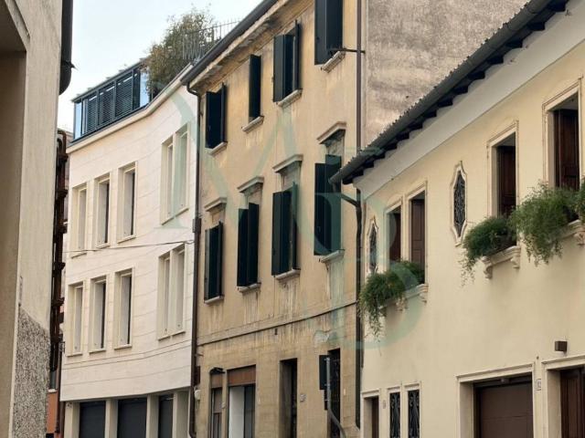 Palazzo in vendita a San Giuseppe, Padova