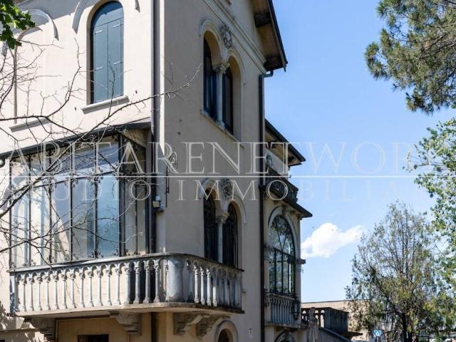 Palazzo in vendita a Sant'Ignazio, Padova