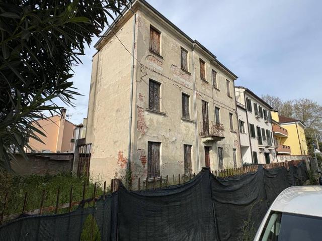 Palazzo in vendita a San Giuseppe, Padova