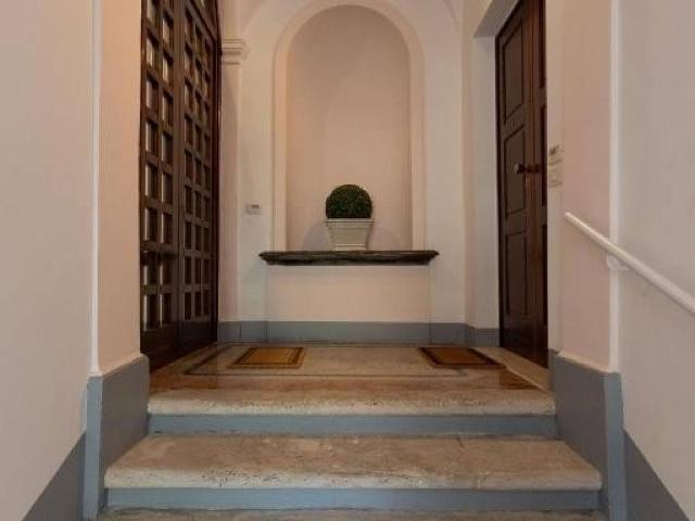 Palazzo in vendita a Madonna Pellegrina, Padova