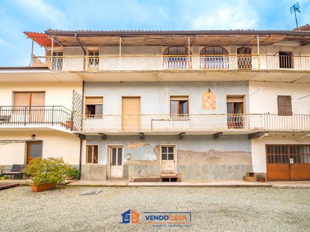 Palazzo in vendita a Piemonte, Cuneo