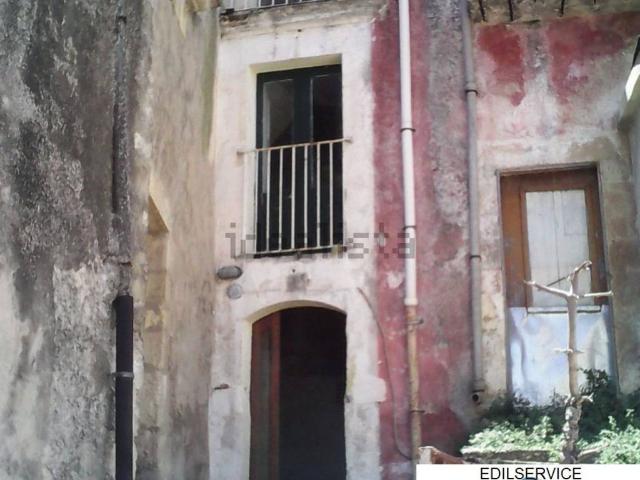 Palazzo in vendita a Palazzolo Acreide, Sicilia