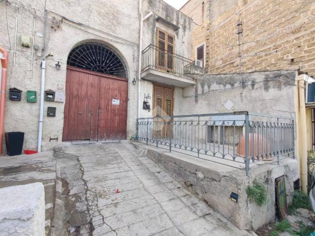 Palazzo in vendita a III Circoscrizione, Palermo