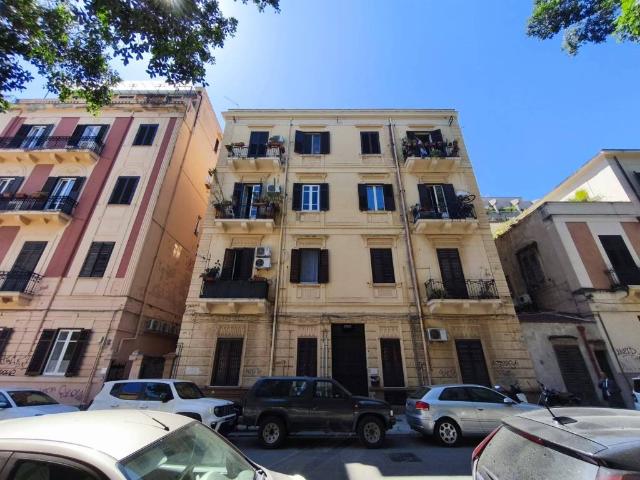 Palazzo in vendita a VIII Circoscrizione, Palermo