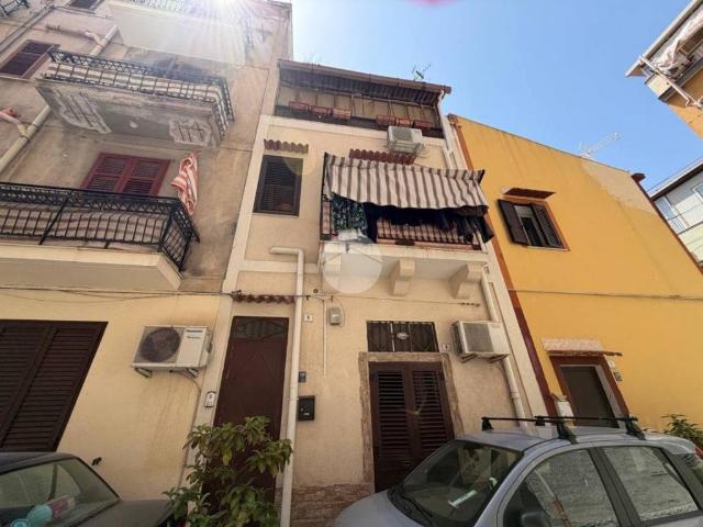 Palazzo in vendita a V Circoscrizione, Palermo