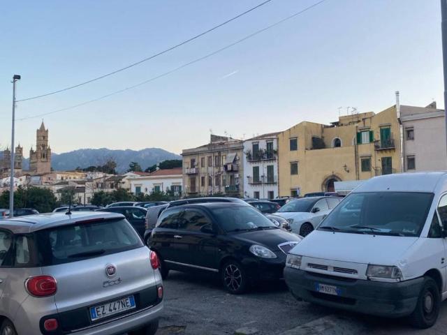Palazzo in vendita a I Circoscrizione, Palermo
