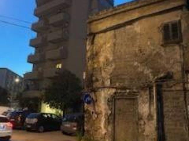 Palazzo in vendita a III Circoscrizione, Palermo