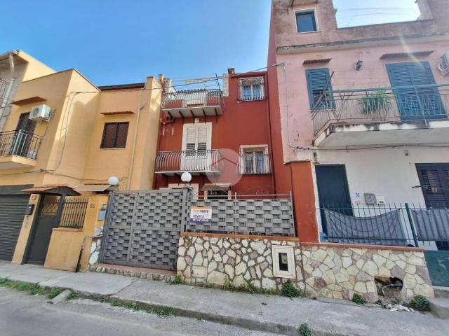 Palazzo in vendita a III Circoscrizione, Palermo