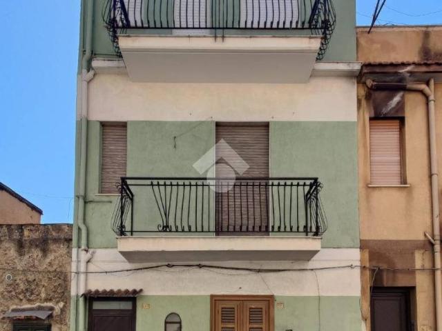 Palazzo in vendita a III Circoscrizione, Palermo