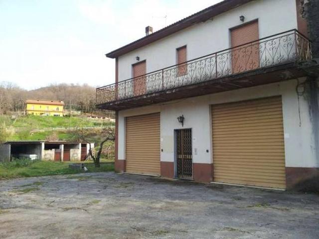 Palazzo in vendita a Calabria, Cosenza