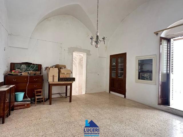 Palazzo in vendita a Puglia, Lecce