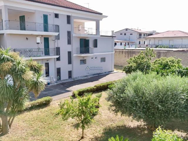 Palazzo in vendita a Parete, Campania