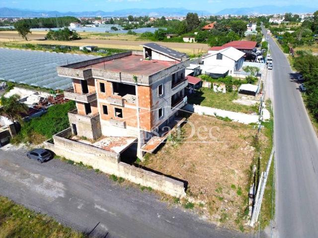 Palazzo in vendita a Parete, Campania
