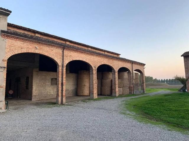 Palazzo in vendita a Crocetta, Parma