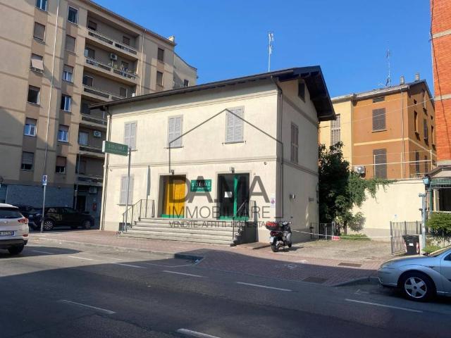 Palazzo in vendita a Parma Centro, Sorbolo