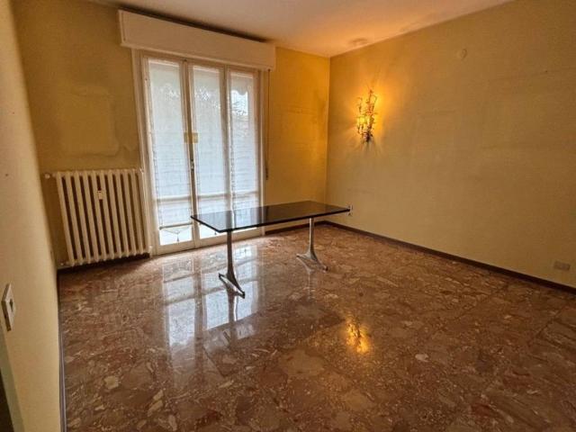 Palazzo in vendita a Lubiana, Sorbolo