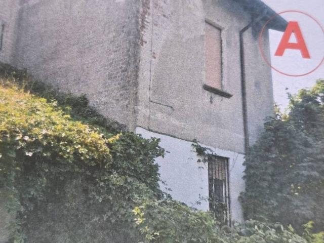 Palazzo in vendita a Parona, Lombardia