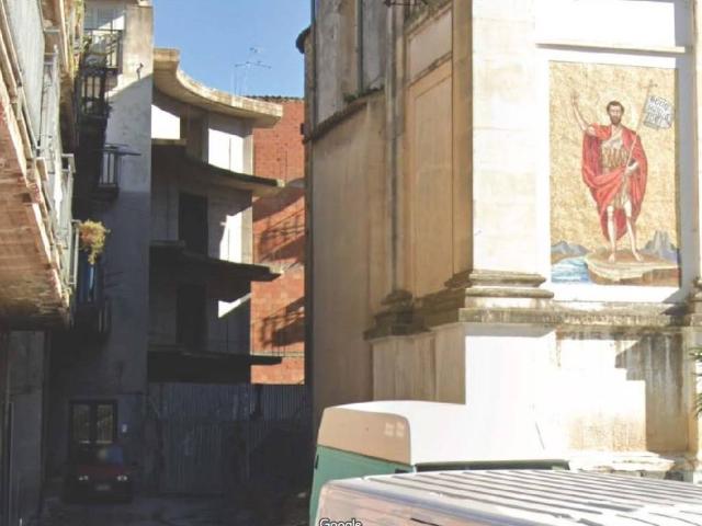 Palazzo in vendita a Paternò, Sicilia