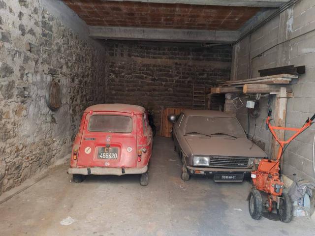 Palazzo in vendita a Paternò, Sicilia