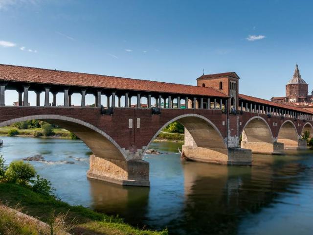 Palazzo in vendita a Borgo Ticino, Pavia