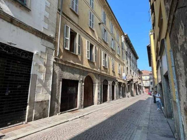 Palazzo in vendita a Borgo Ticino, Pavia