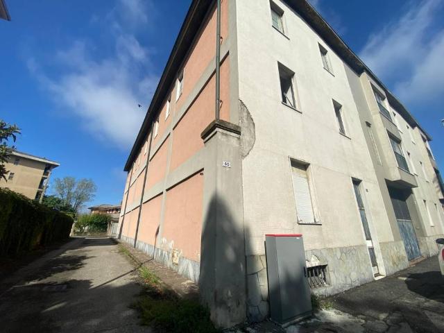 Palazzo in vendita a Pavia, Lombardia