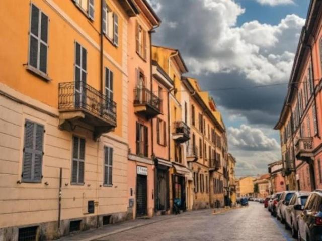 Palazzo in vendita a Borgo Ticino, Pavia