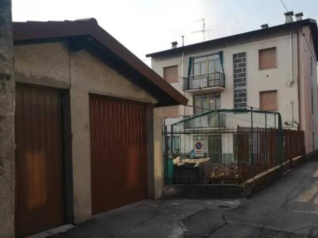 Palazzo in vendita a Peia, Lombardia
