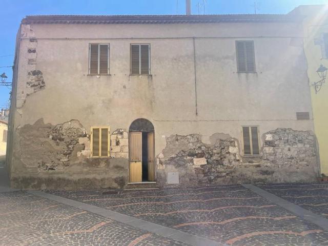 Palazzo in vendita a Perfugas, Sardigna/Sardegna