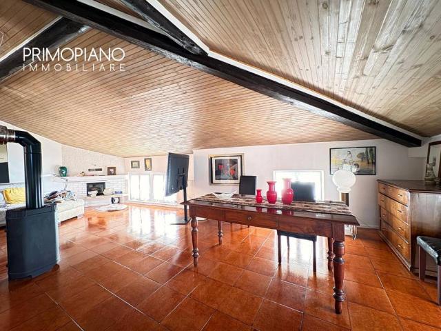 Palazzo in vendita a Comunità Alta Valsugana e Bersntol, Pergine Valsugana