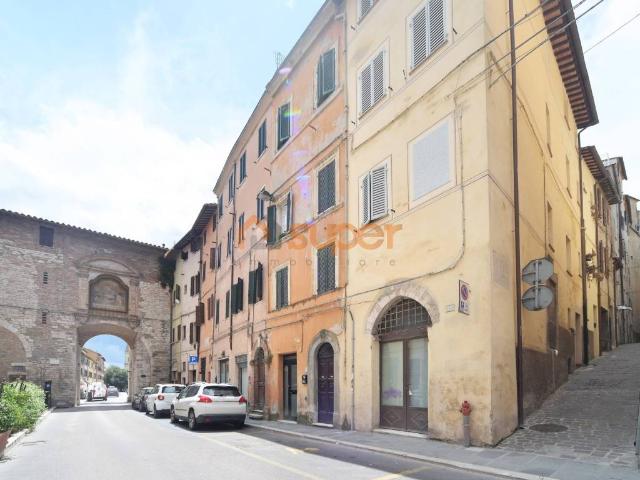 Palazzo in vendita a Sant'Erminio, Cenerente