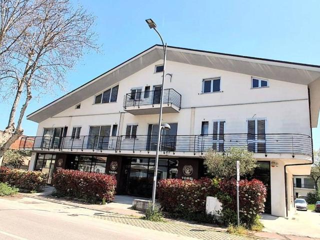 Palazzo in vendita a San Donato, Pescara