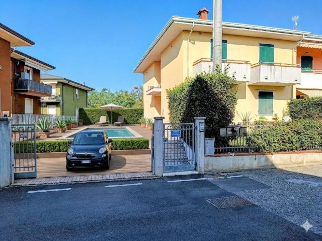Palazzo in vendita a Peschiera Del Garda, Veneto