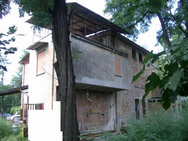 Palazzo in vendita a Barriera Milano, Piacenza