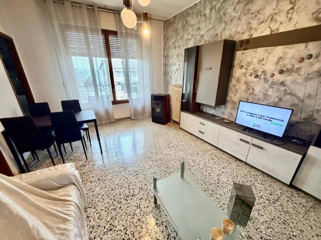 Palazzo in vendita a San Antonio a Trebbia, Piacenza