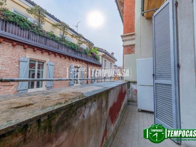 Palazzo in vendita a Piacenza, Reggio Emilia