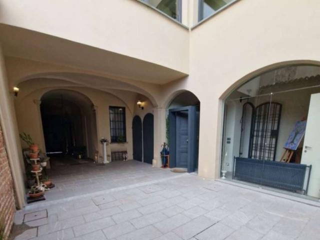 Palazzo in vendita a Piacenza, Reggio Emilia