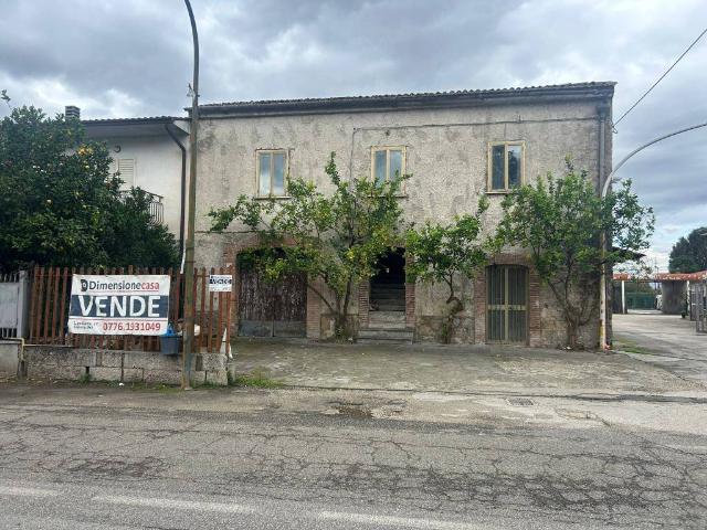 Palazzo in vendita a Pietramelara, Campania