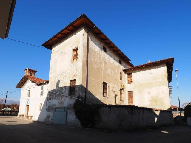 Palazzo in vendita a San Luigi, Piemonte