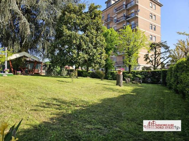 Palazzo in vendita a Pioltello, Lombardia