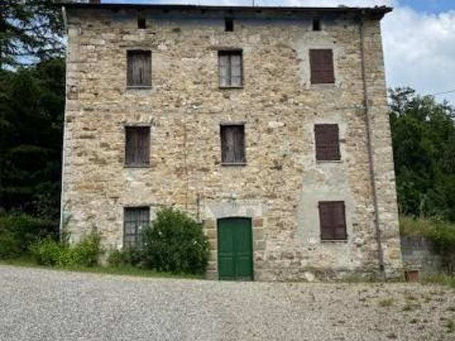 Palazzo in vendita a Piozzano, Reggio Emilia
