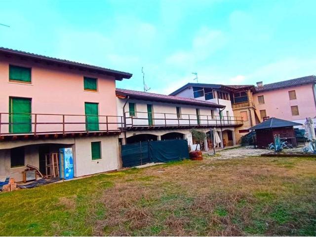 Palazzo in vendita a Pocenia, Friuli-Venezia Giulia