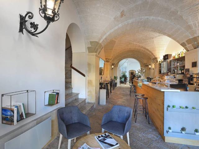 Palazzo in vendita a Puglia, Lecce