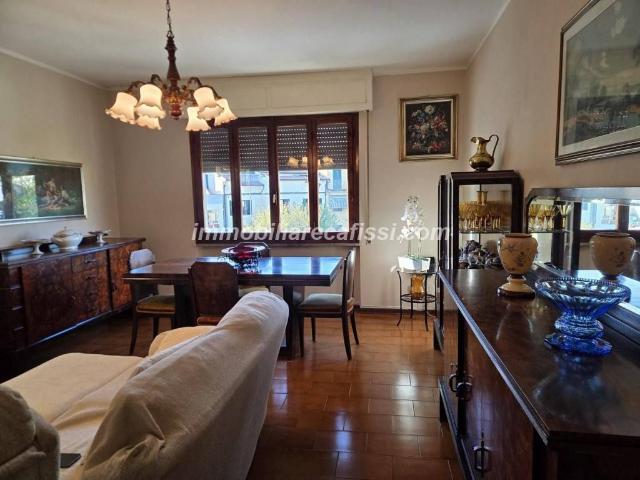 Palazzo in vendita a Poggio A Caiano, Toscana