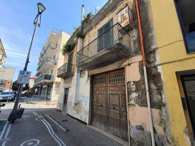 Palazzo in vendita a Poggiomarino, Campania