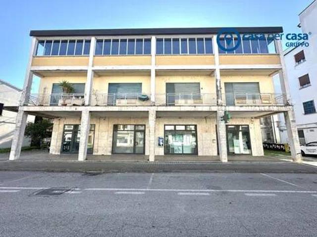 Palazzo in vendita a Polesella, Veneto