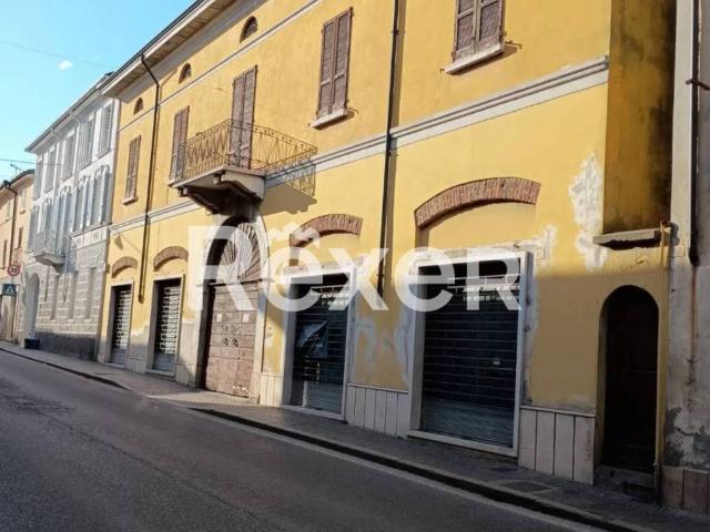 Palazzo in vendita a Pontevico, Lombardia