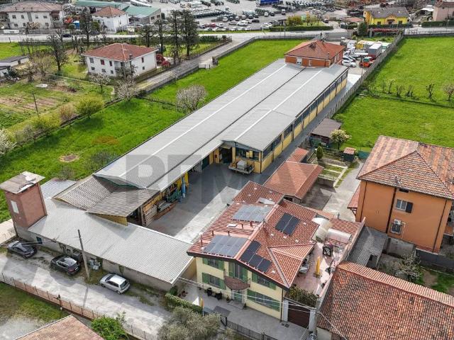 Palazzo in vendita a Pontirolo Nuovo, Lombardia