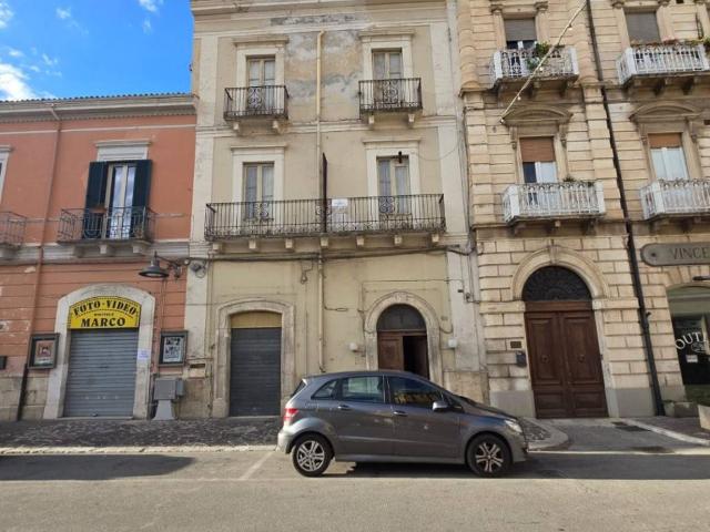 Palazzo in vendita a Popoli, Abruzzo